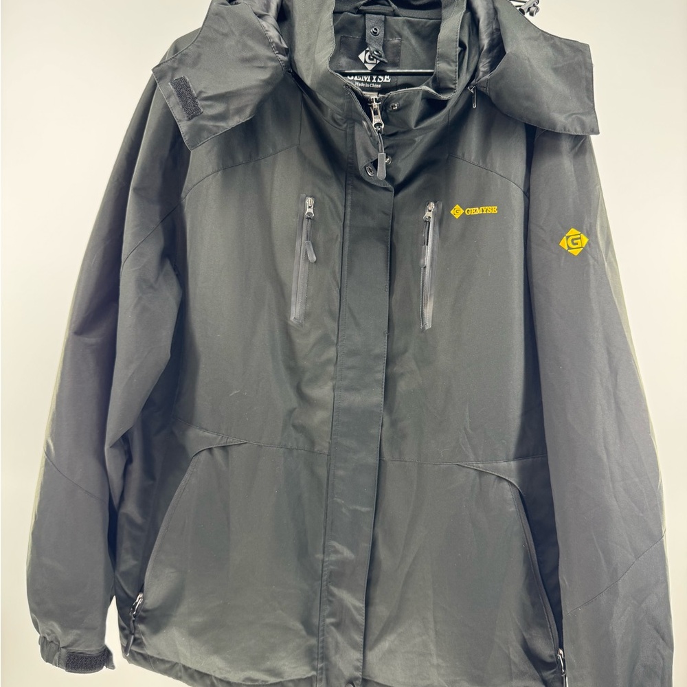Black and Yellow Gemyse Jacket